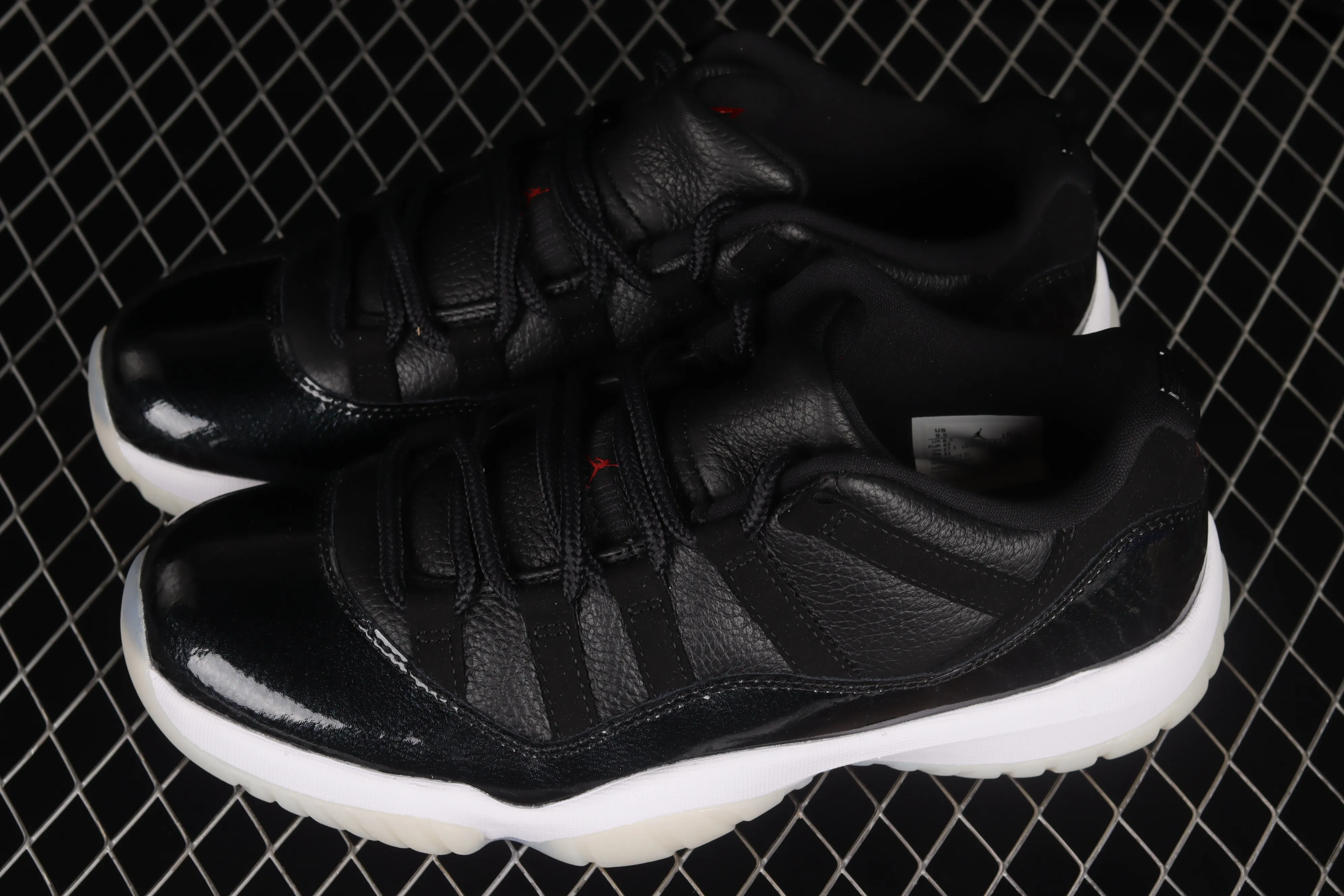 All Categories Air Jordan Jordan Series Basketball Shoes Air Jordan 11 Air Jordan 11 Retro Low "72-10" AJ11 Low-top Big Devil Sports Culture Basketball Shoes AV2187-001